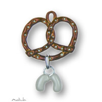 Anhänger Brezel braun mit Weißwurstpaar - ausverkauft!