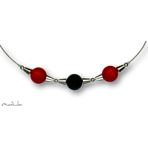 Collier -5111- rot-schwarz (3 Polarisperlen matt), L: 40 cm